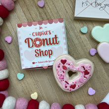 Load image into Gallery viewer, Heart Donut Box
